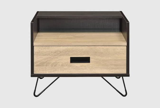 Melkree Accent Table